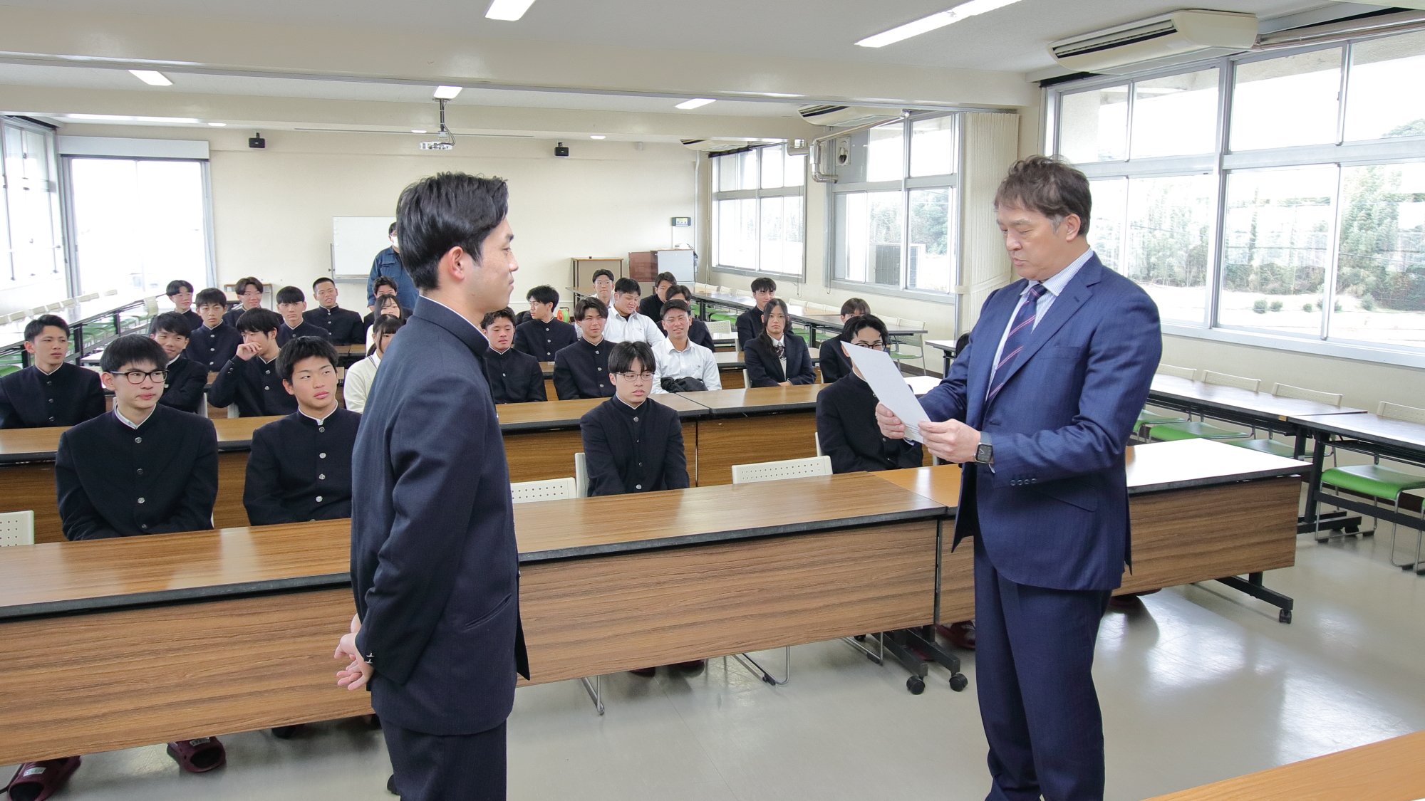 中津支部が中津東高土木科３年生に応援宣言